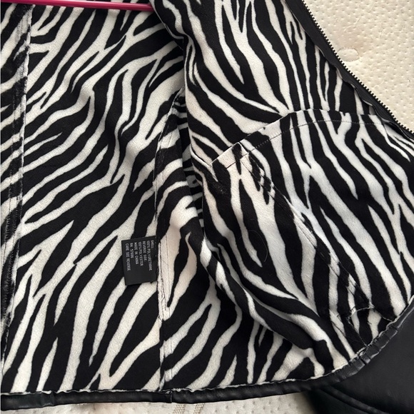 Dollhouse Black faux Leather Jacket with Zebra Lining - Picture 4 of 6